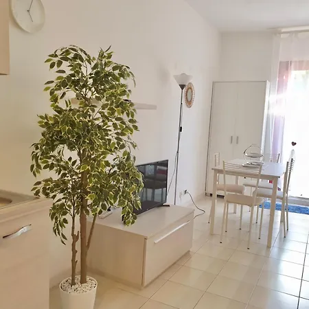 Apartamento Isa-monolocale I Platani